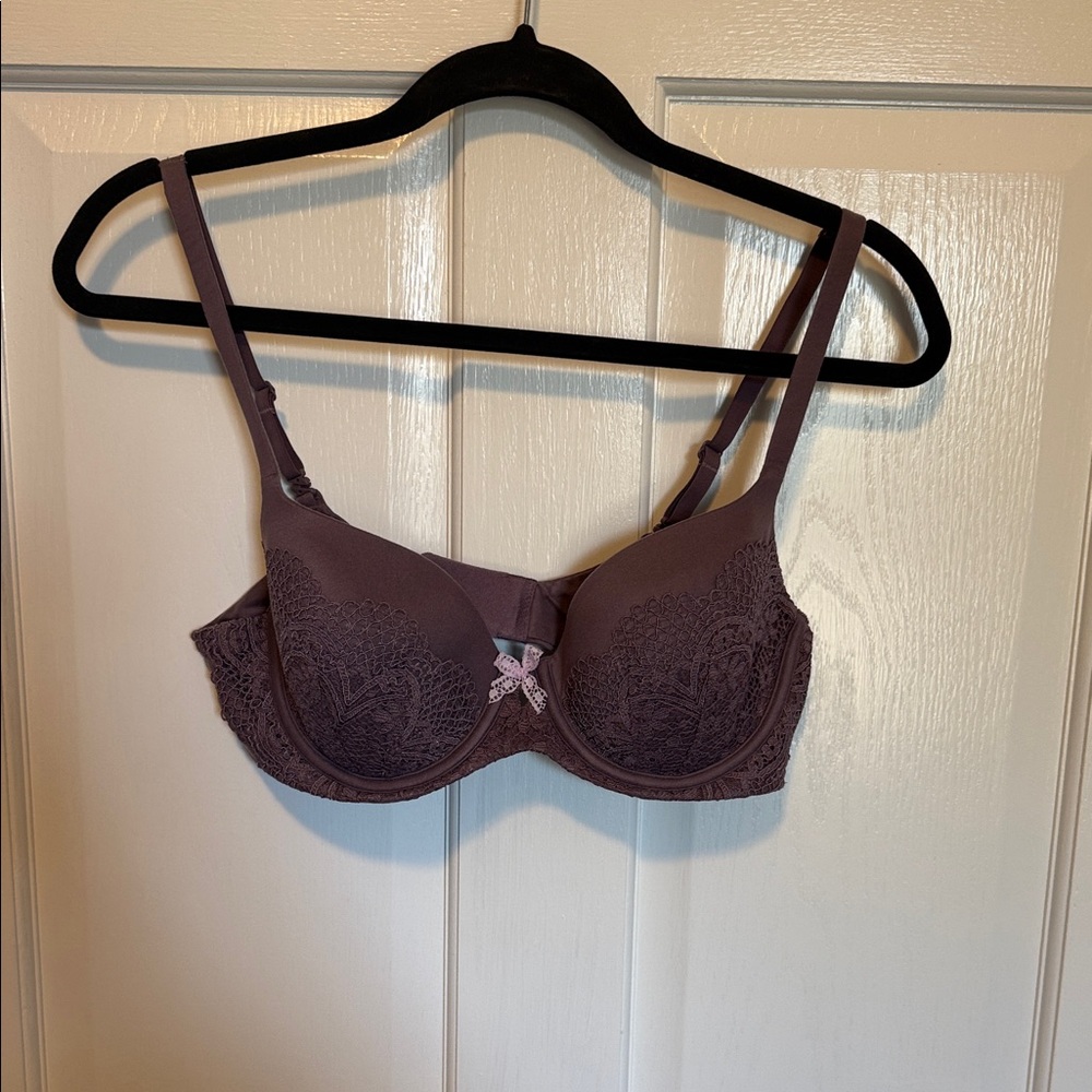 Victoria's Secret Lace Underwire Bra - Plum